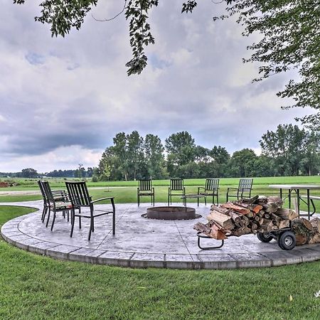 Cozy Haven Of Rest Home With Amish Country Views! Shipshewana Esterno foto