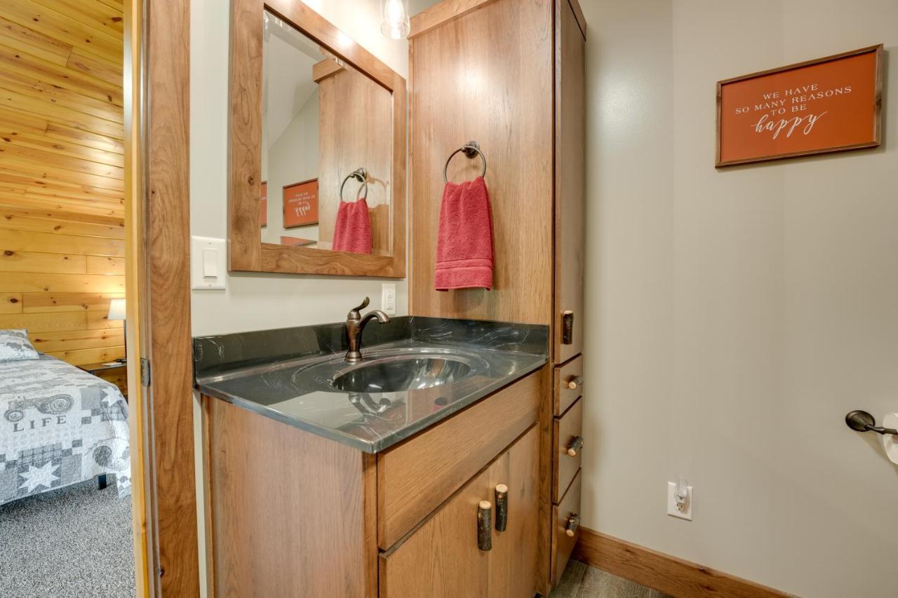 Cozy Haven Of Rest Home With Amish Country Views! Shipshewana Esterno foto