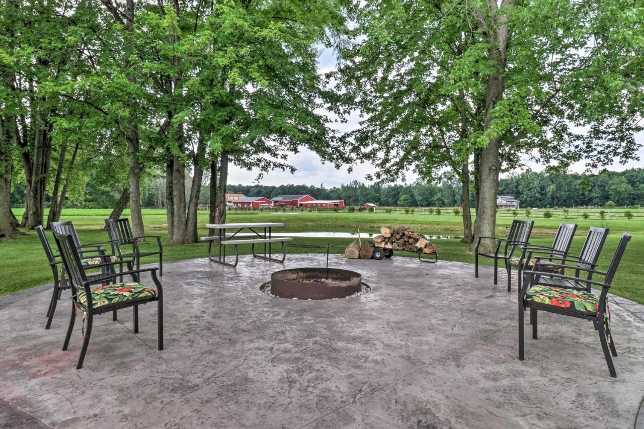 Cozy Haven Of Rest Home With Amish Country Views! Shipshewana Esterno foto